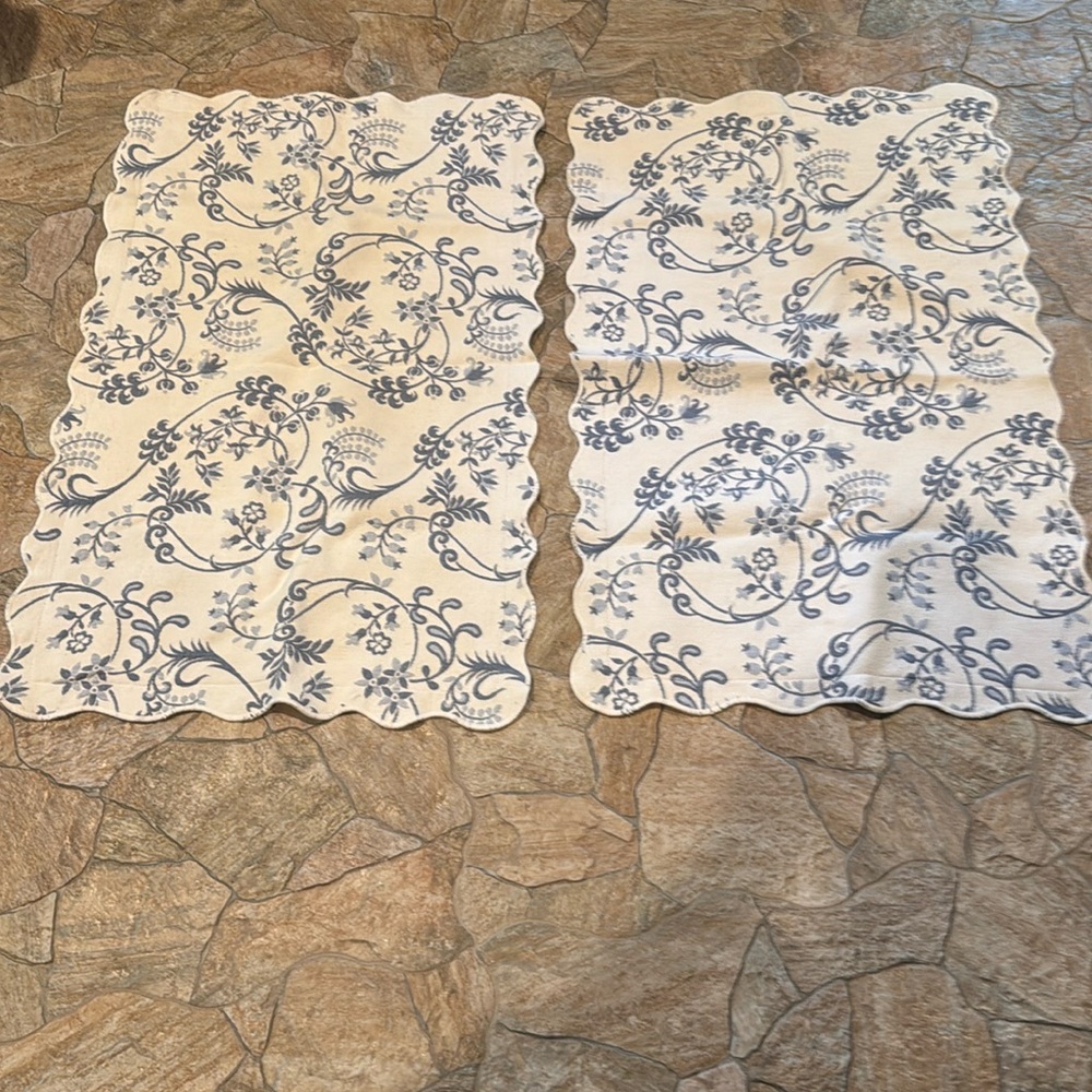 Shams Pillowcases Blue and White Floral Scroll King Size Shams Scalloped Pair